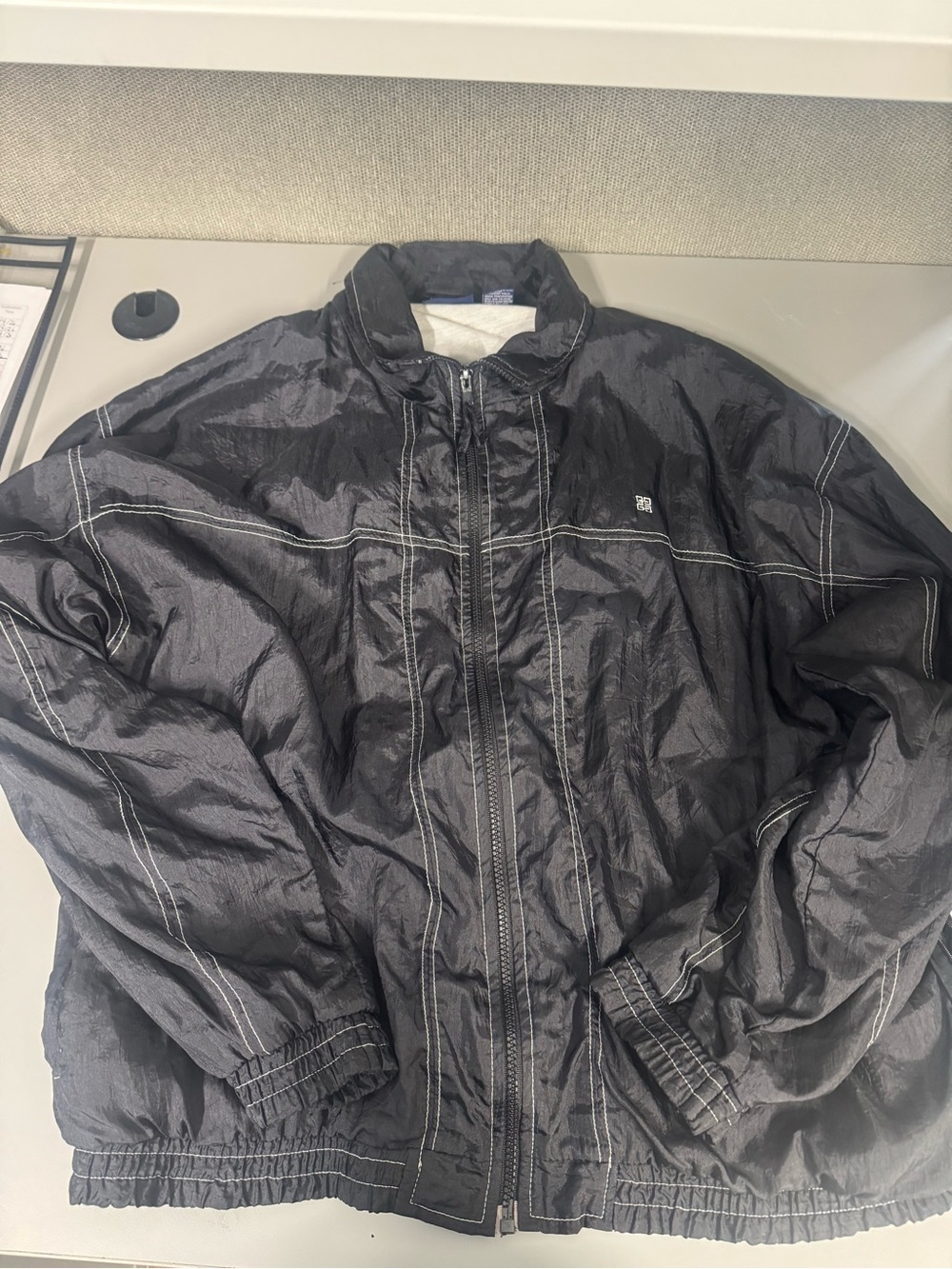 VTG. Givenchy Men’s ActiveWear Black Windbreaker Jacket Sz L Made In Bangladesh